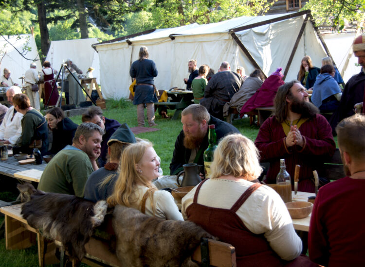 Vikinger som spiser
